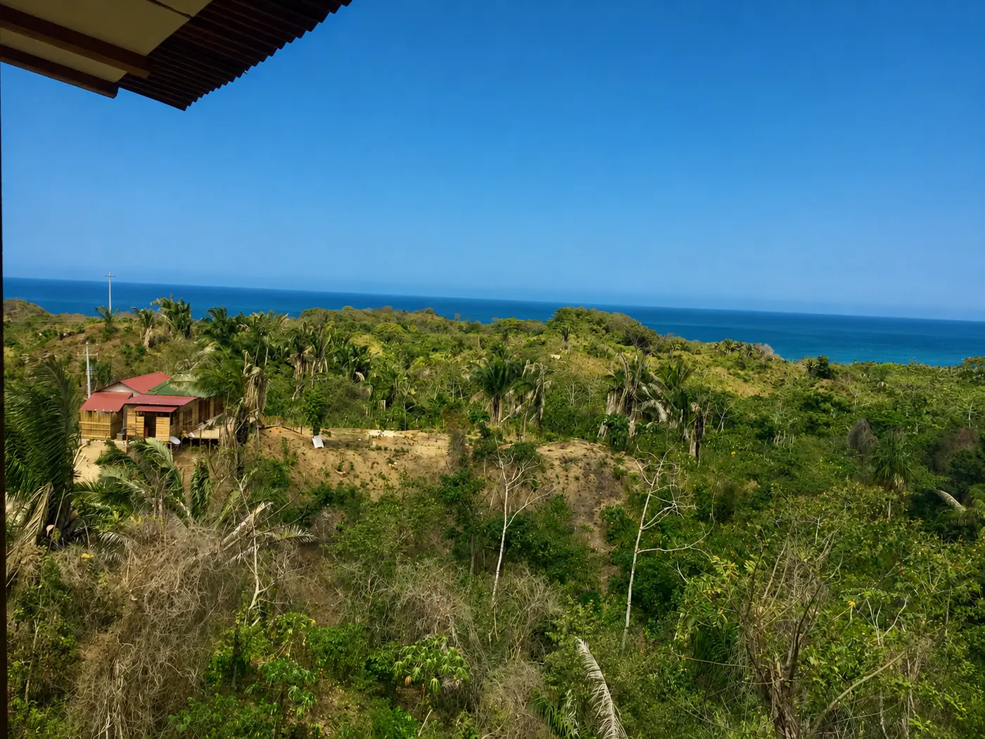 Caribbean view from El Hobo across Casa del Bosque